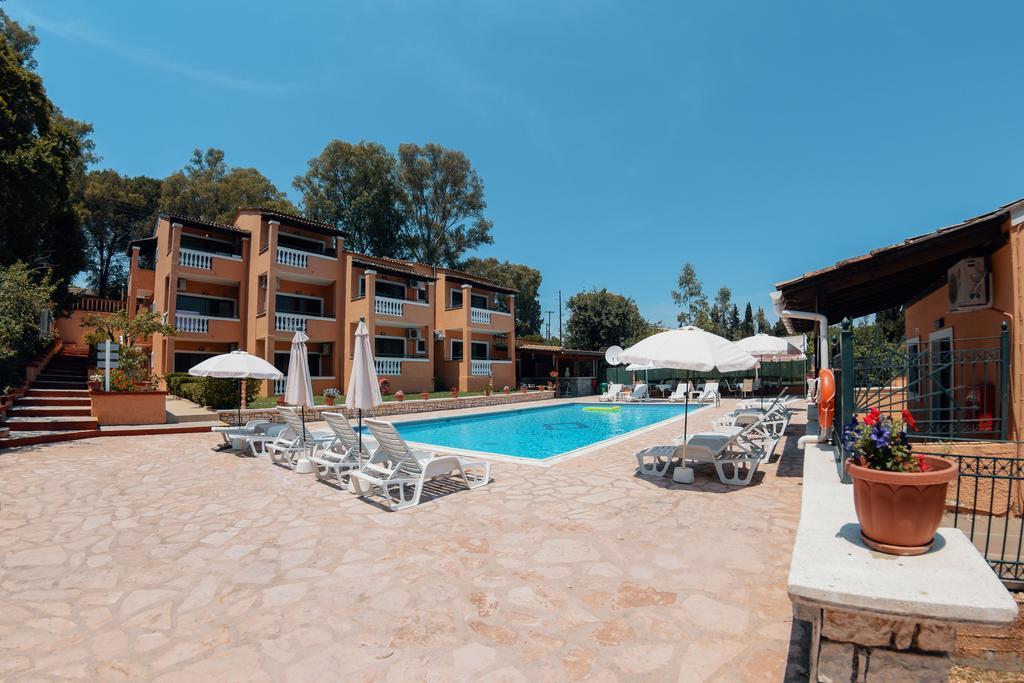 Solea Aparthotel Koméno Kültér fotó