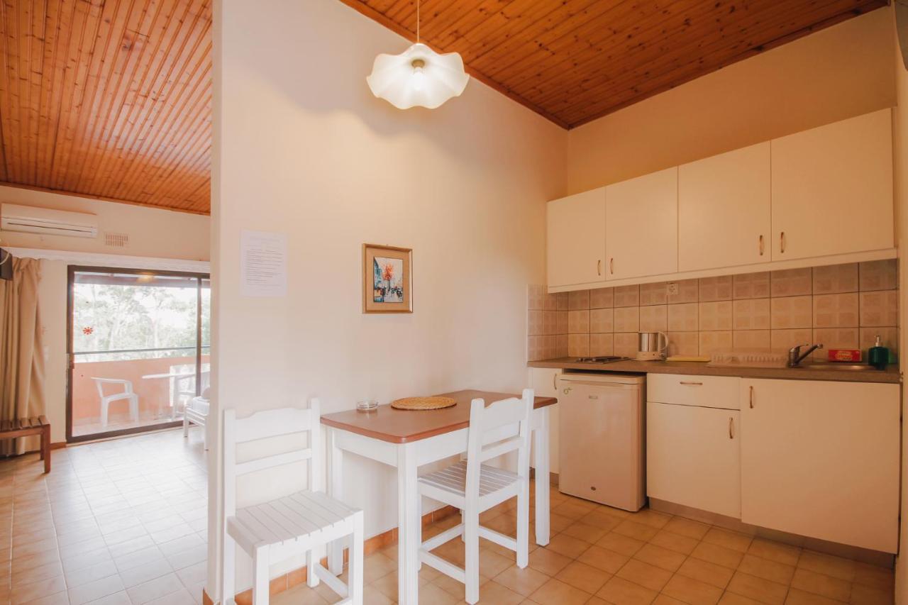 Solea Aparthotel Koméno Kültér fotó
